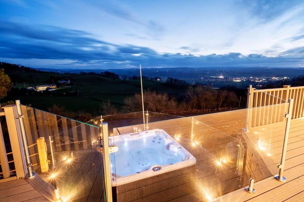 Clwyd Gate Manor Pool Sauna Hottub Cave Wales Ruthin Exteriör bild
